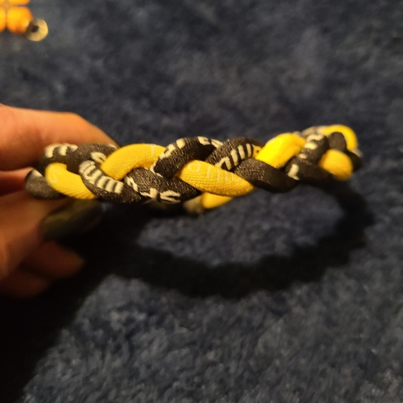 Set of 3 PITTSBURGH STEELER bracelettes. - Picture 5 of 9